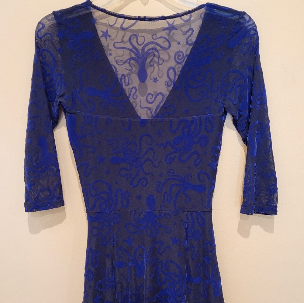 Blackmilk flocktapus 3/4 sleeve blue maxi dress - Picture 10 of 14